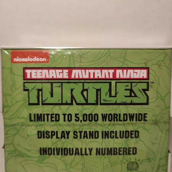 Teenage Mutant Ninja Turtles Pizza Medallion Official TMNT Metal Figurine - Picture 2 of 5